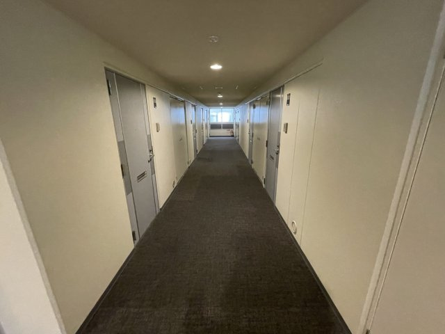 内廊下なので女性の方も安心です