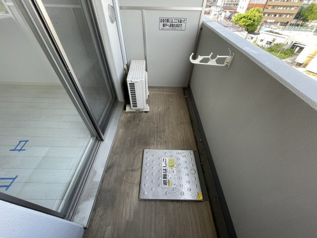 開放的で明るい空間を演出してくれるバルコニーです。