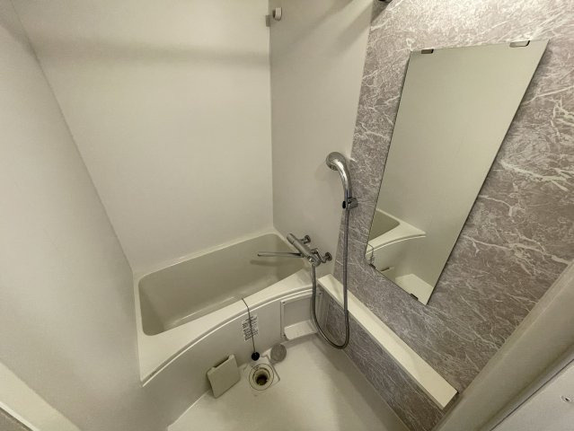 清潔感のあるお風呂です。