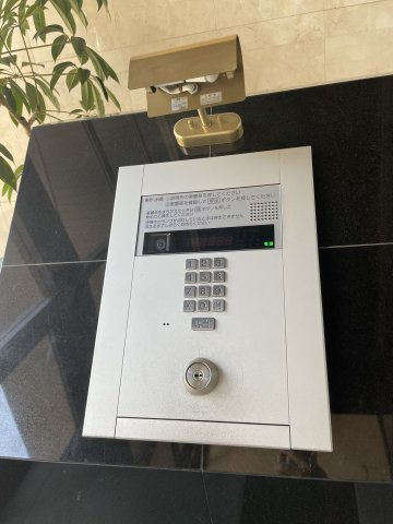 NORTH VILLAGE壱番館のセキュリティ|落ち着いたロビーです