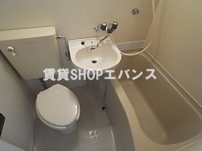 【洗面所】 | 津田沼ダイカンプラザシティ | 明るい洗面所です