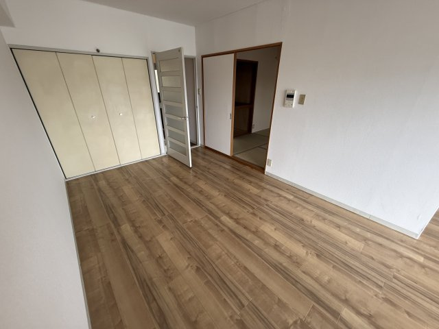 セレコート箕面の居間・リビング