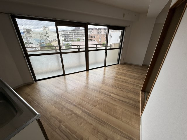 セレコート箕面の居間・リビング