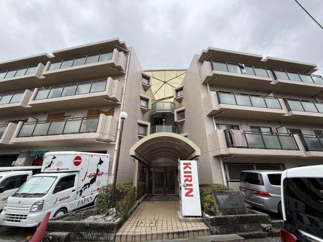 セレコート箕面の外観