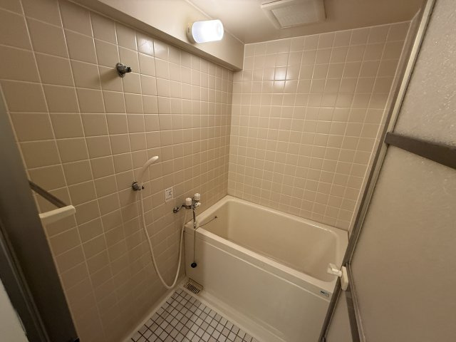 セレコート箕面の浴室