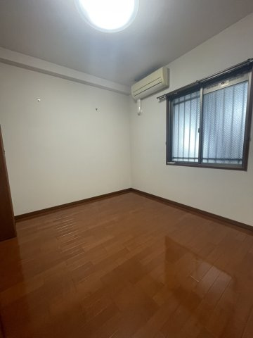 ロイヤルガーデン蓮池公園の洋室