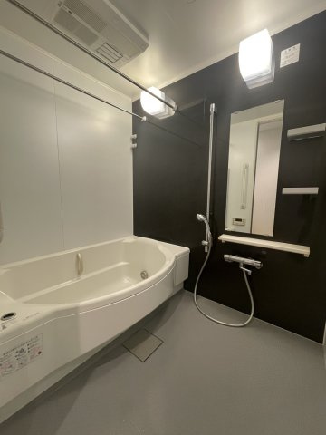 ロイヤルガーデン蓮池公園の浴室