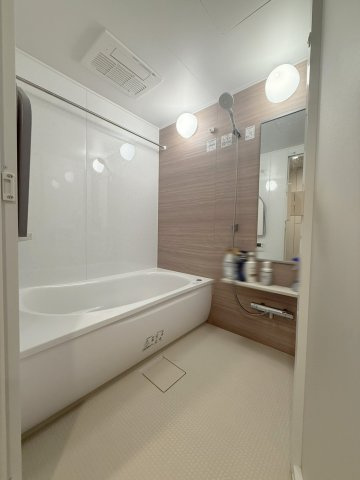 ウェリス八千代村上の浴室|浴室/1418サイズのバスルーム