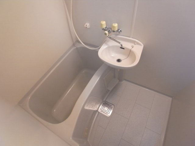 グランツ岡本の浴室