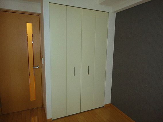 レジディア三宮東の収納