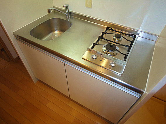 レジディア三宮東のキッチン