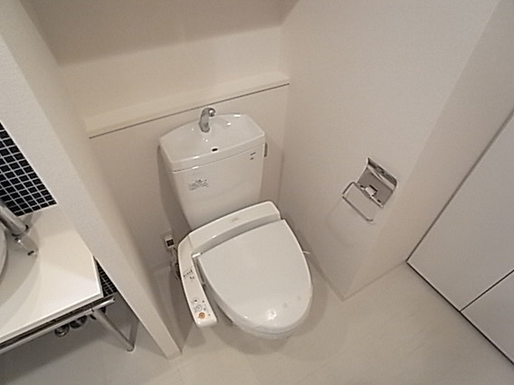レジディア神戸磯上のトイレ