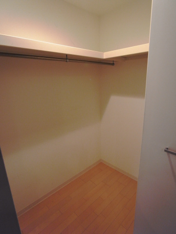 レジディア神戸磯上の収納