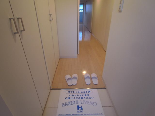 レジディア神戸磯上の玄関