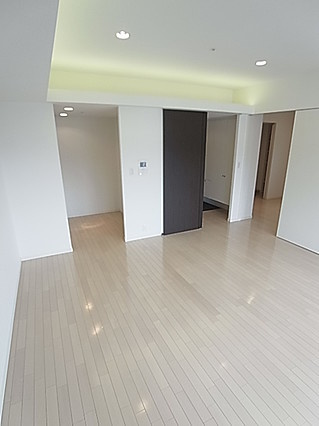 レジディア神戸元町通の居間・リビング