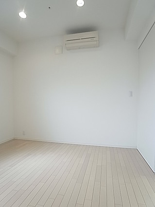 レジディア神戸元町通のトイレ