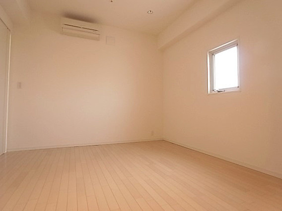 レジディア神戸元町通の居間・リビング