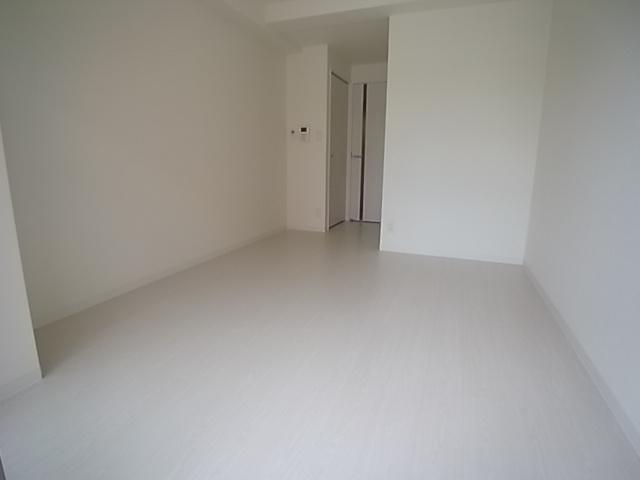 フレアコート甲南の洋室