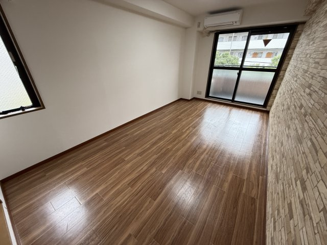 ラフォーレ箕面の居間・リビング