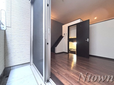 【バルコニー】 | Creo栄生壱番館 | 広々としたバルコニーです