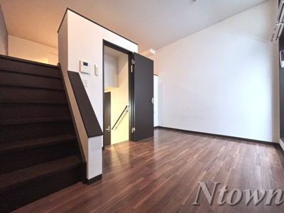 【居間・リビング】 | Creo栄生壱番館 | おしゃれな居間です