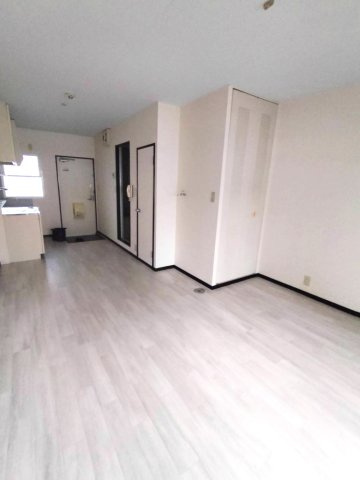 メゾンスイトの居間・リビング