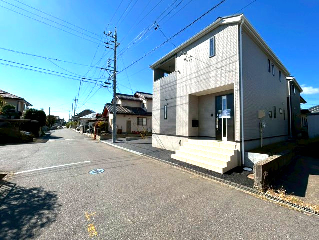 新築戸建　長野市宮沖の前面道路含む現地写真