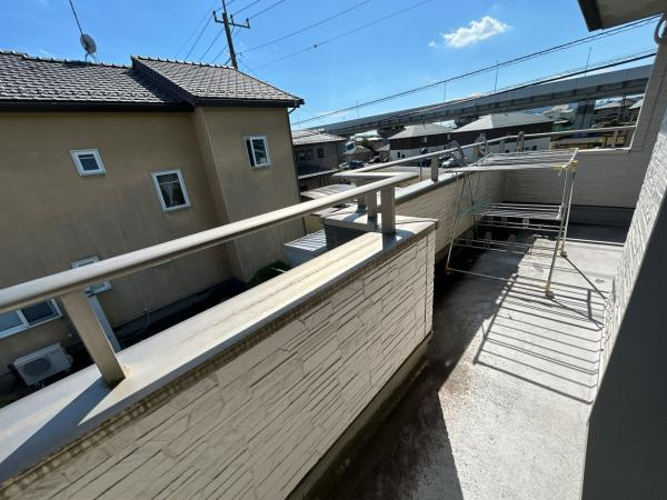 宇都宮市野沢町　４ＬＤＫ　中古住宅のバルコニー