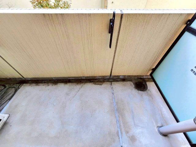 【バルコニー】