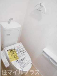 【トイレ】 | 郡山市富田町大徳南新築一戸建て8棟 | 清潔感のあるトイレです