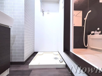 【設備】 | Patina東枇杷島(パティーナヒガシビワジマ) | 洗濯機置き場です