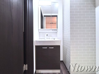 【独立洗面台】 | Patina東枇杷島(パティーナヒガシビワジマ) | 使いやすい独立洗面台です