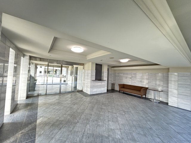 【ロビー】の画像