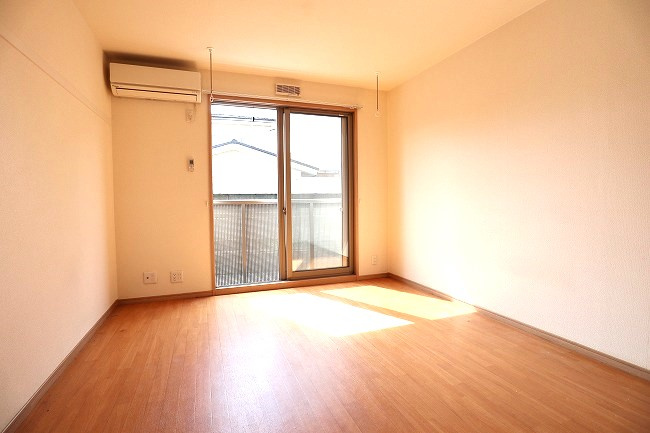 カンパーニュの居間・リビング