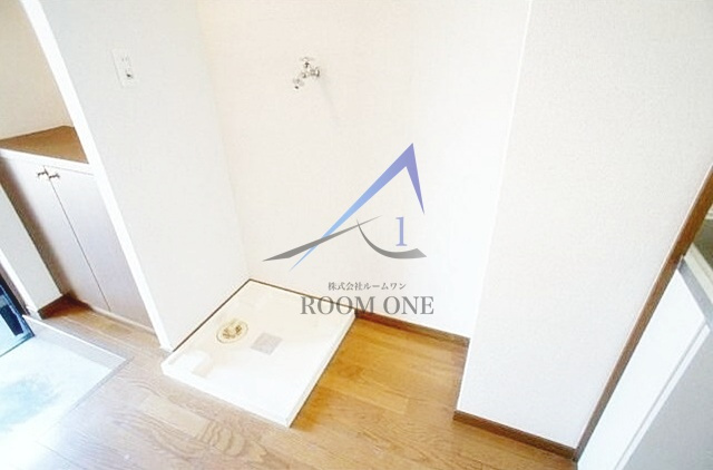 上野毛１１３７ビルの設備|洗濯機置き場です。