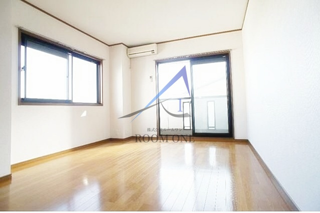 上野毛１１３７ビルの居間・リビング|洋室のお部屋です。