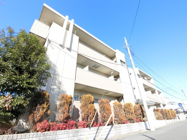 アラモードパレスの外観