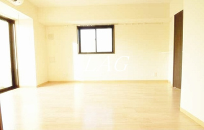 【居間・リビング】 | ディアコート蔵前 | 洋室のお部屋です。