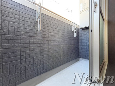 【バルコニー】 | Creo庄内通弐番館 | 外からの目が気にならないバルコニーで洗濯物が干せます