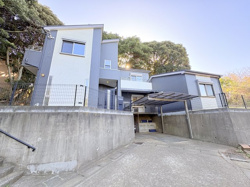 ～ゆとりのある敷地と自然と共生できるお家～　高円坊中古戸建ての画像