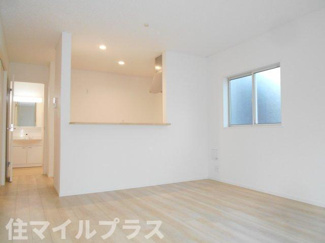 【居間・リビング】 | 郡山市富田町大徳南新築一戸建て8棟 | ゆったり過ごせるリビングです