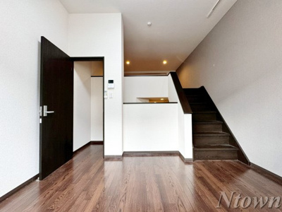 【居間・リビング】 | Creo Baker庄内通(クレオベイカーショウナイドオリ) | ゆったりとしたリビングです