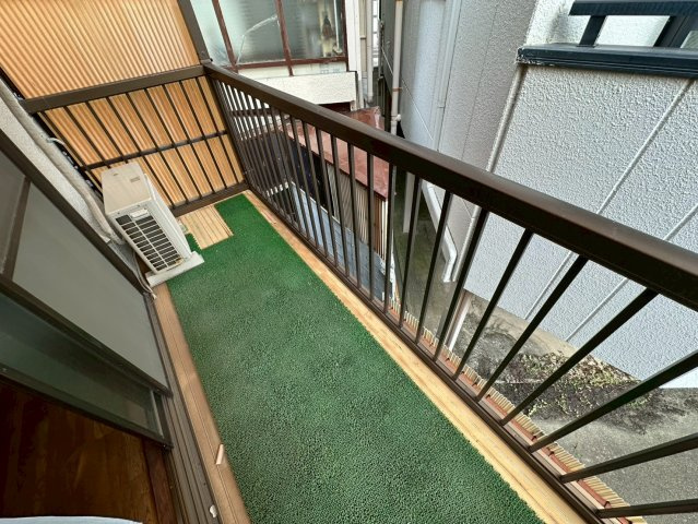 岩屋北町1丁目貸戸建のバルコニー