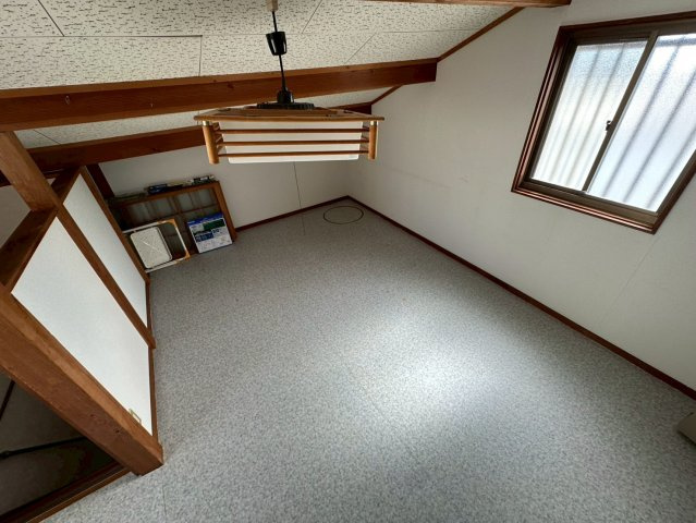 岩屋北町1丁目貸戸建の内装