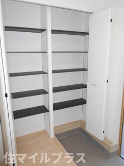 【玄関】 | 郡山市富田町大徳南新築一戸建て8棟 | 落ち着いた玄関です