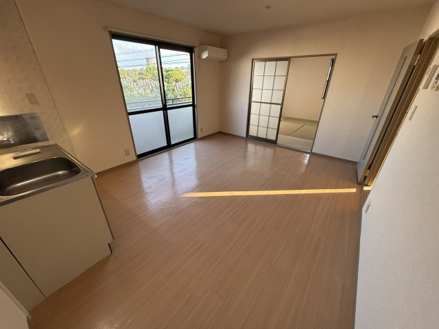 クレールヴィラ箕面の居間・リビング