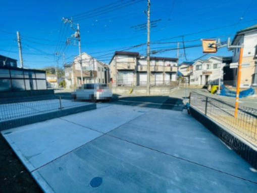 所沢市山口第6　新築戸建　リーブルガーデンの駐車場|1/30　撮影