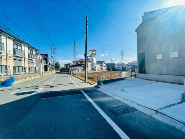 所沢市山口第6　新築戸建　リーブルガーデンの前面道路含む現地写真|1/30　撮影