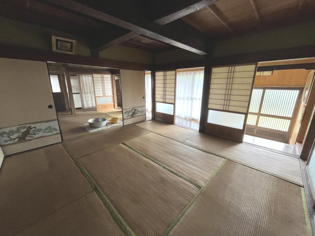 串間市大字都井　築約100年の古民家の和室