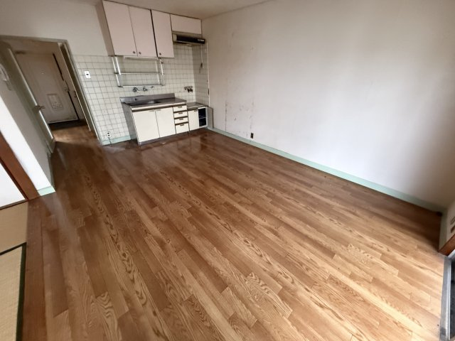 テネメント西田の居間・リビング